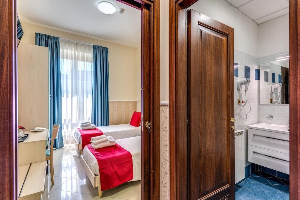 Hotel Ottaviano Augusto Room Type - Deluxe Suite