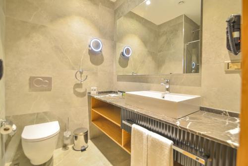 SERENİTY COMFORT Hotel - Tap to explore photos