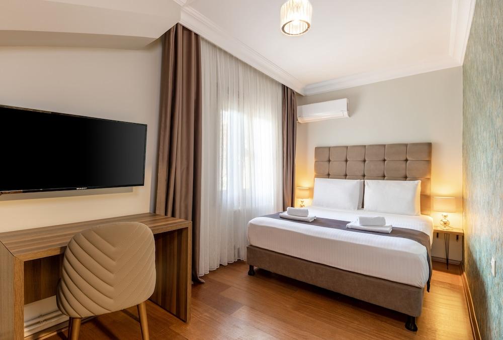 BayMari Suites Plus Florya Room Type - Deluxe Apartment, 3 Bedrooms, Pool Access