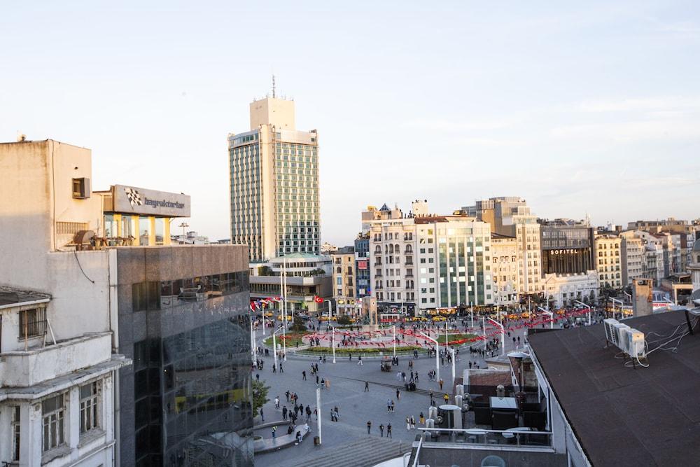 Taksim Leon's Hotel Cafe & Spa - Tap to explore photos