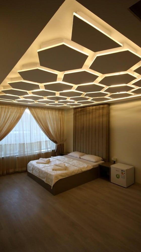 Blueway Room Type - Luxury Triple Room