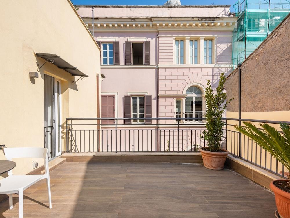 Numa Rome Tullo Room Type - Medium Room, Terrace, Extra Single Bed Numa Rome Tullo Room Type - Medium Room, Terrace, Extra Single Bed