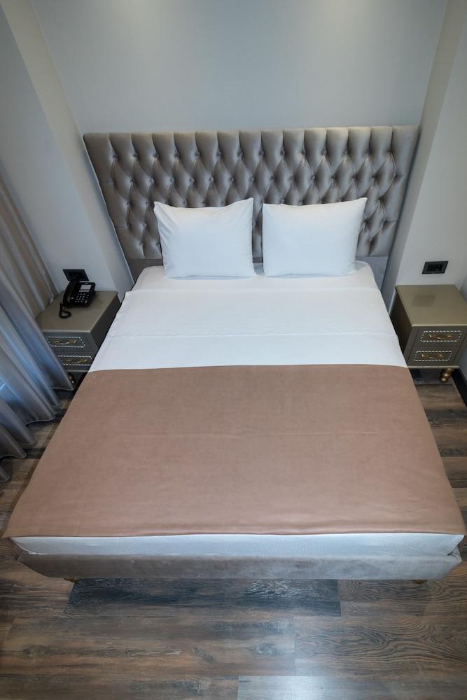 Hotel Mardia Room Type - Economy Double Room