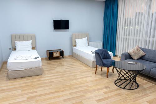 ZOOM HOTEL Room Type - Deluxe Room