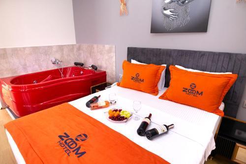 Zoom Hotel - Airport Pendik City Center Room Type - King Room with Balcony