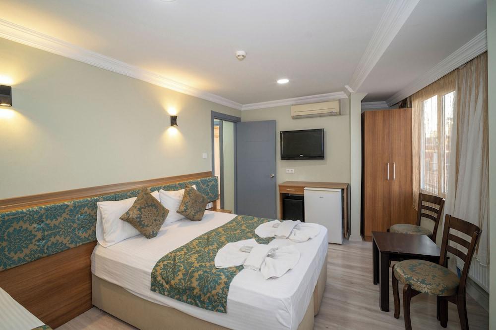 Hotel Simper Room Type - Family Room
