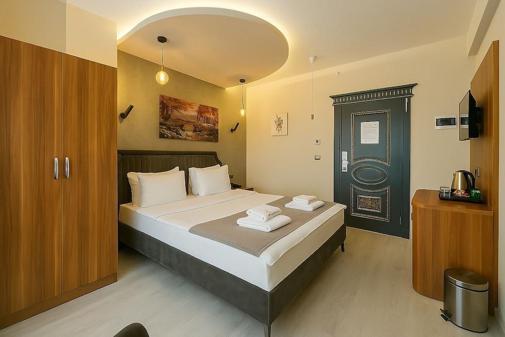 Monezza Avcılar Room Type - Economy Double Room