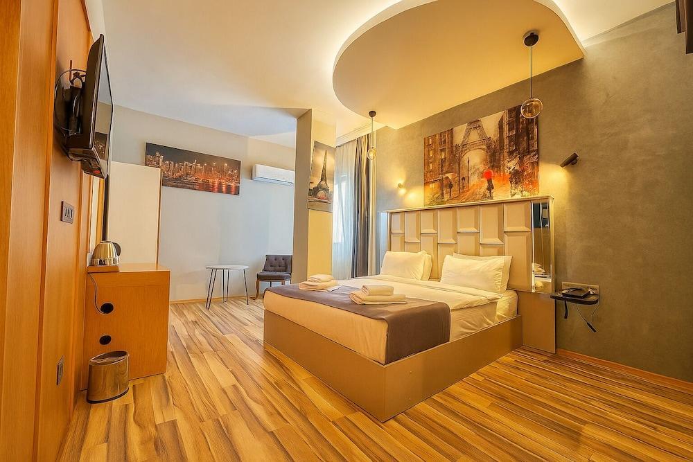 Monezza Avcılar Room Type - Standard Double or Twin Room