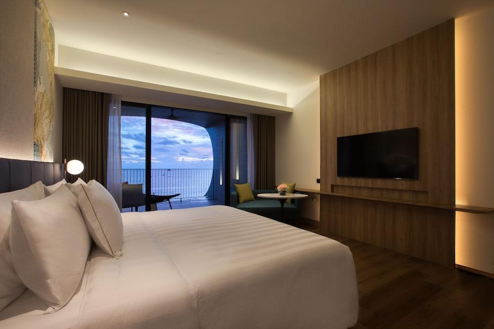 PARKROYAL Langkawi Resort Room Type - Premier Ocean View King