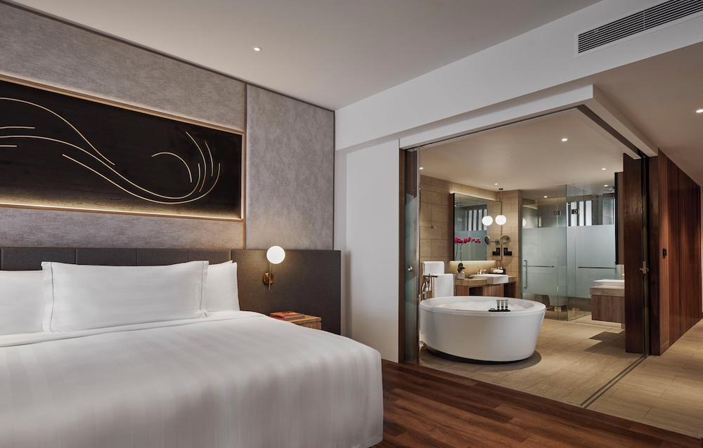 PARKROYAL Langkawi Resort Room Type - Premier Ocean View Suite