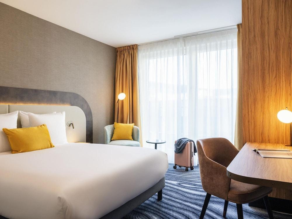 Mercure Amsterdam North Station Room Type - Superior Room with 1 double bed Mercure Amsterdam North Station Room Type - Superior Room with 1 double bed