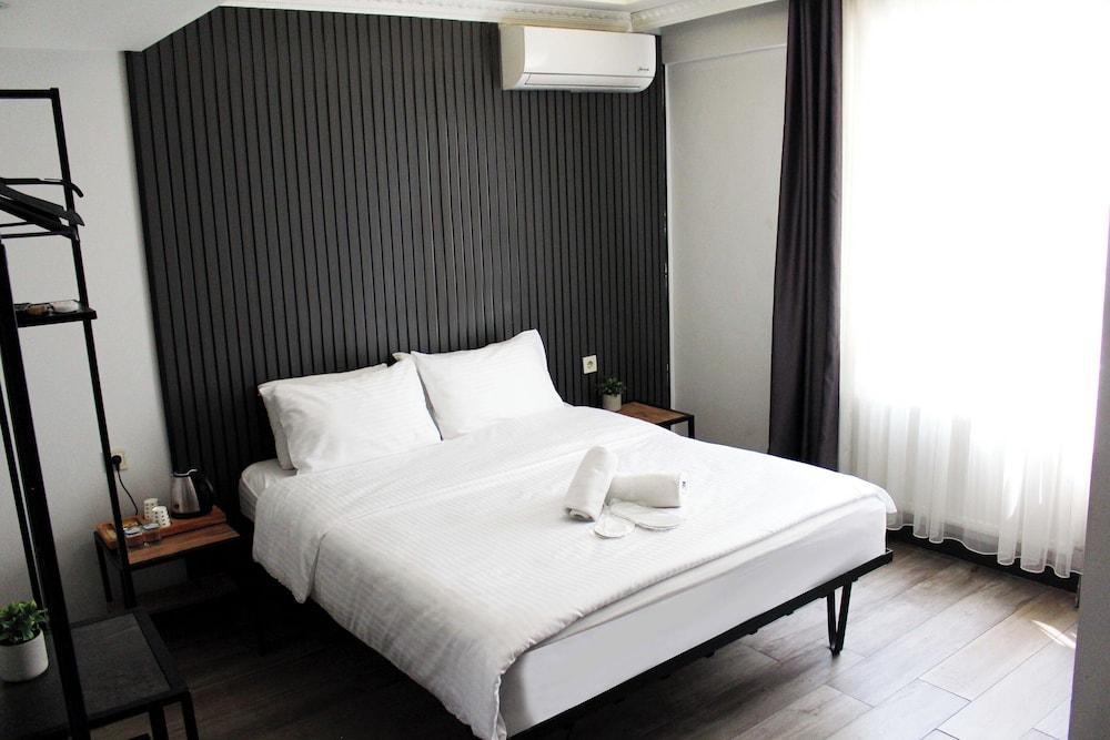 Big Life Hotel Room Type - Classic Double Room