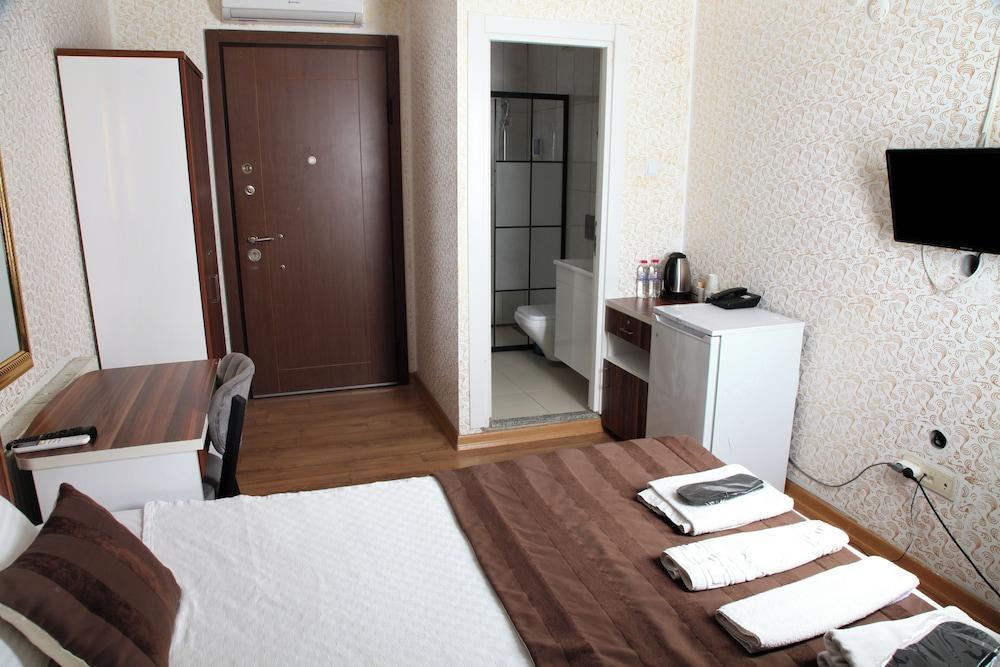 Garden Hill Hotel Room Type - Deluxe Double Room