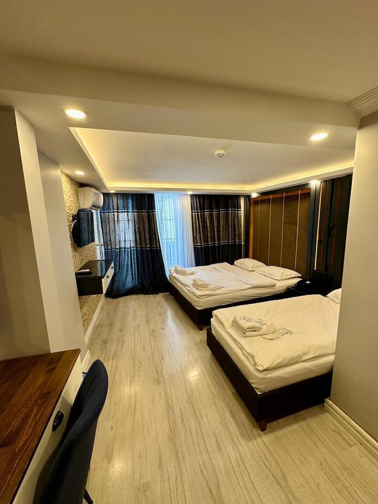 Sirkeci Quietness Hotel Room Type - Deluxe Triple Room