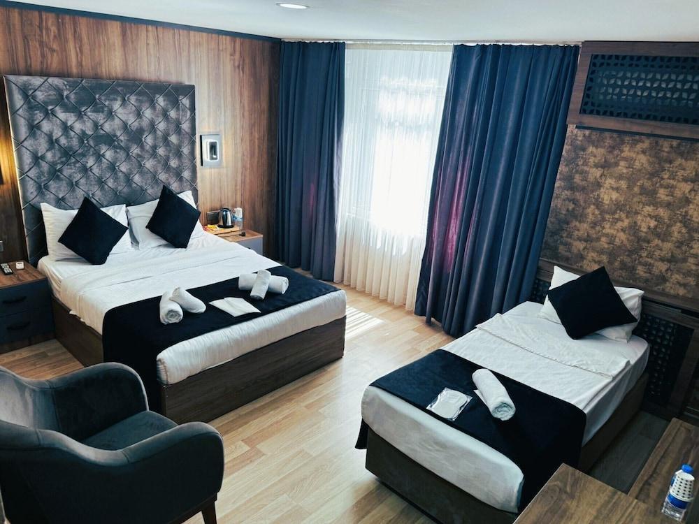 Nişantaşı Diamond Hotel Room Type - Standard Triple Room