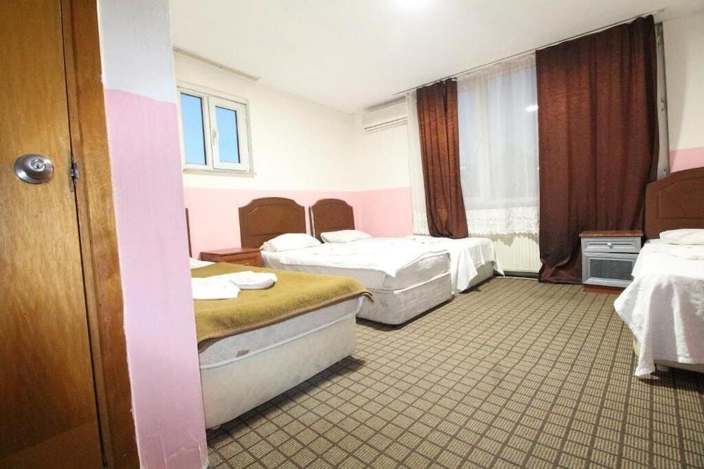 Butique House Room Type - City Quadruple Room