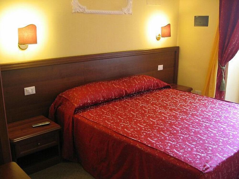 Rudy Center Room Type - Comfort Double or Twin Room