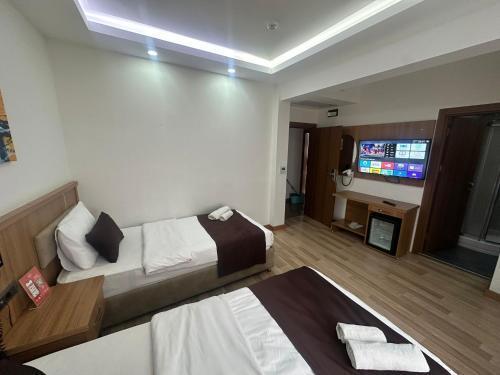 Hotel La SERA Room Type - Deluxe King Room