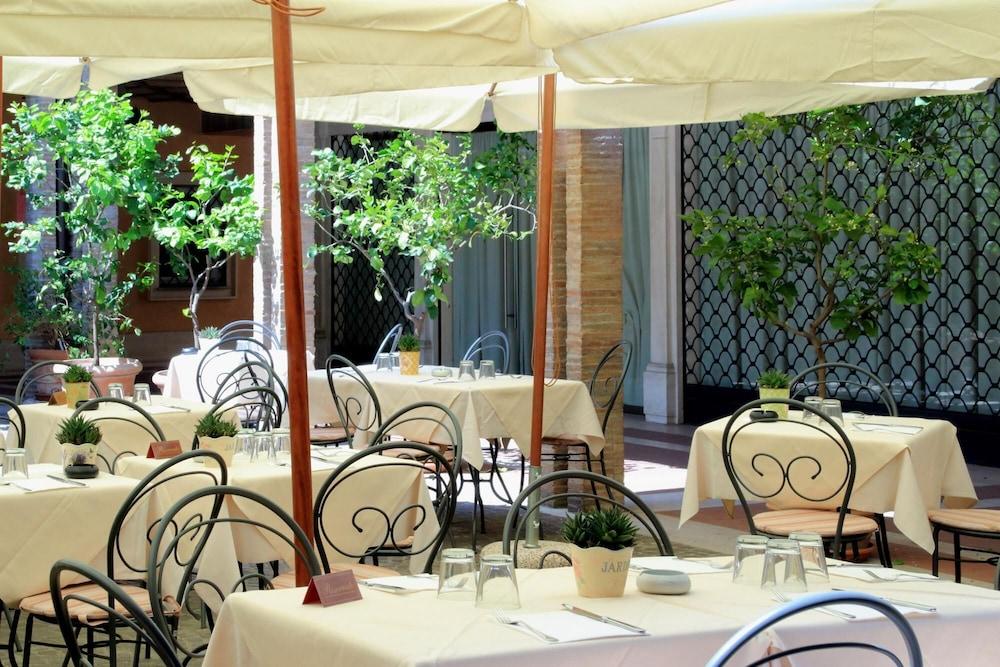 B4 Piazzetta Margutta - B4 - My Extra Home - Tap to explore photos