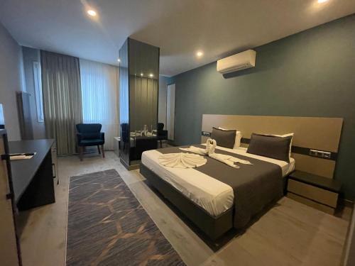 Agora Royal Residence Room Type - Double Room with Lake View Agora Royal Residence Room Type - Double Room with Lake View