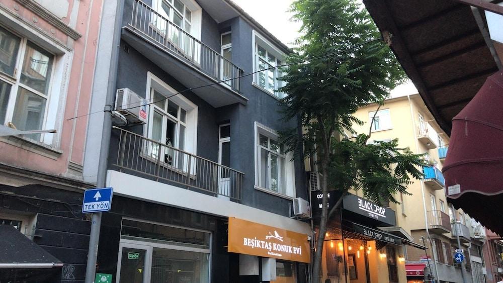Beşiktaş Konuk Hotel - Tap to explore photos