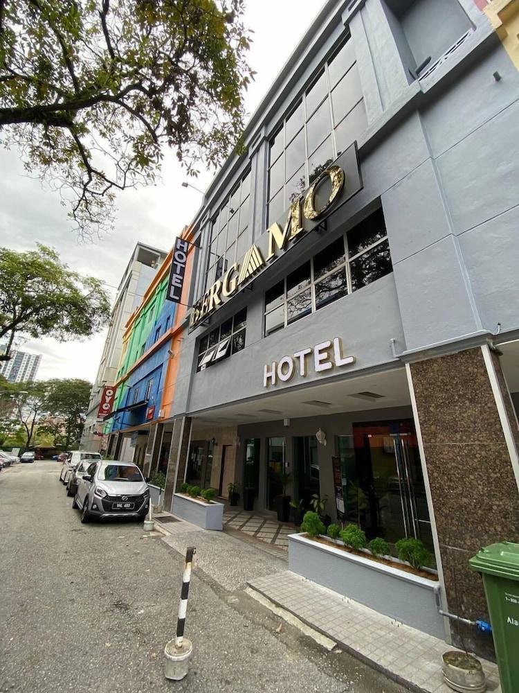 Bergamo Hotel Kuala Lumpur - Tap to explore photos
