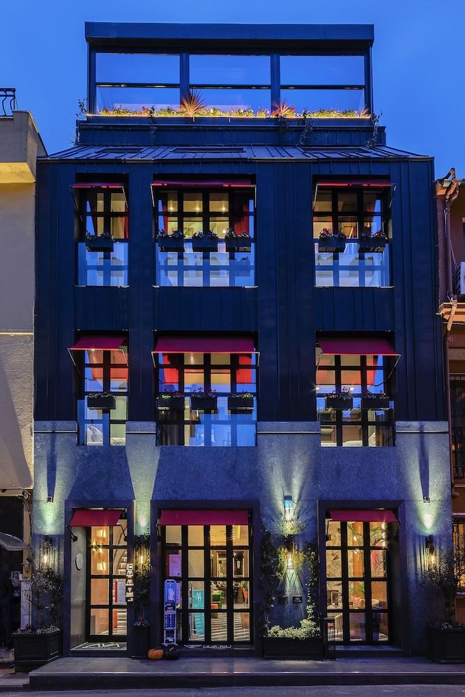 Aya Sultanahmet Hotel - Tap to explore photos