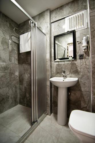 Gzh Park Bosphorus Room Type - Family Room with Side Sea View