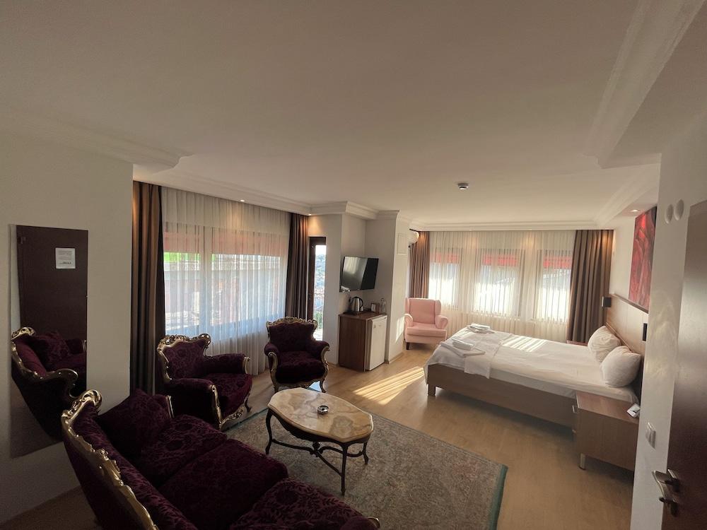 Class Hotel Bosphorus Room Type - Grand Double or Twin Room