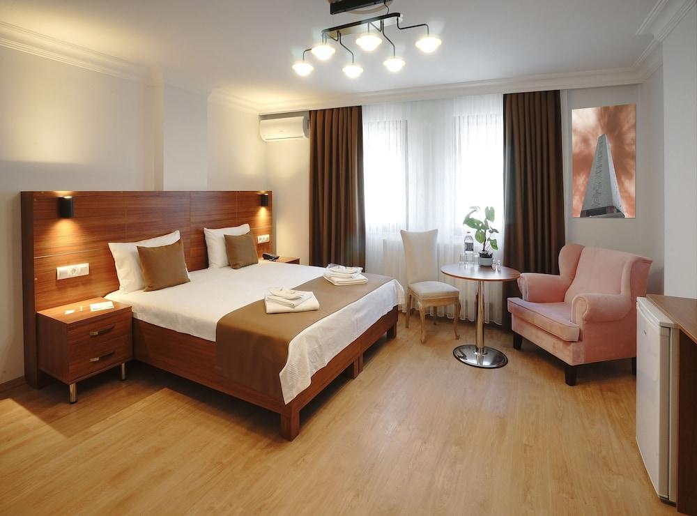 Class Hotel Bosphorus Room Type - Deluxe Double or Twin Room