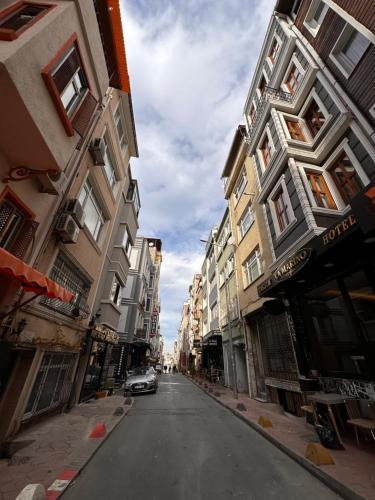 Taksim La Marino Hotel Room Type - Deluxe Double Room with Balcony Taksim La Marino Hotel Room Type - Deluxe Double Room with Balcony