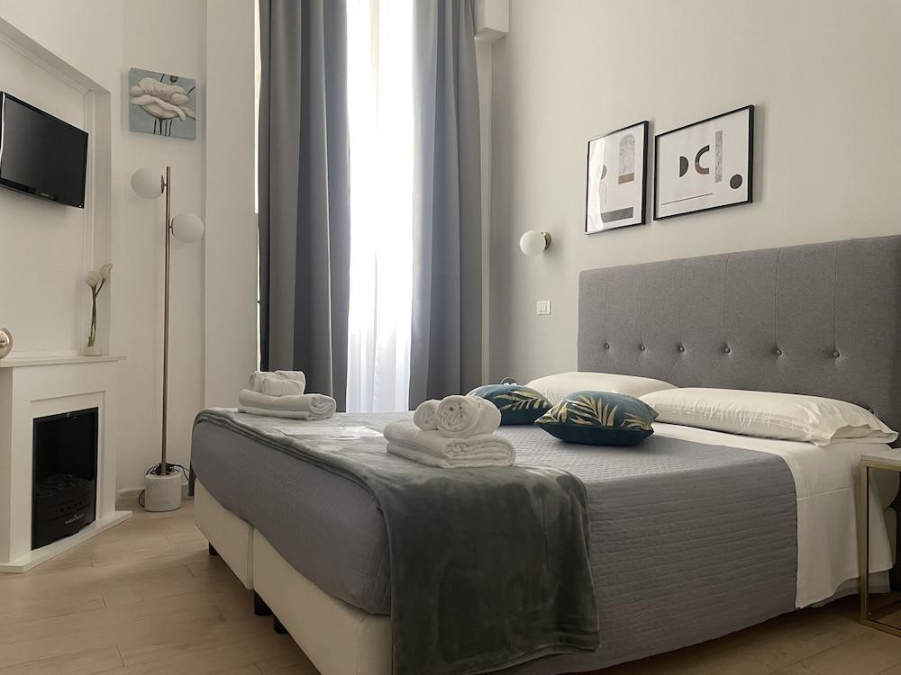 AD Cavour Luxury Rooms Room Type - Classic Room