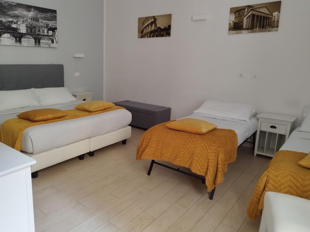 AD Cavour Luxury Rooms Room Type - Grand Room