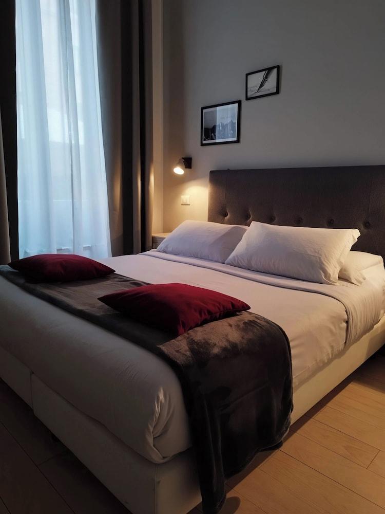 AD Cavour Luxury Rooms Room Type - Comfort Room