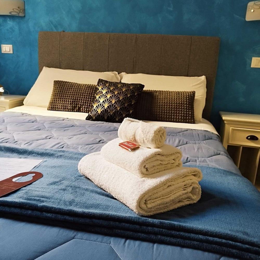 AD Cavour Luxury Rooms Room Type - Comfort Room