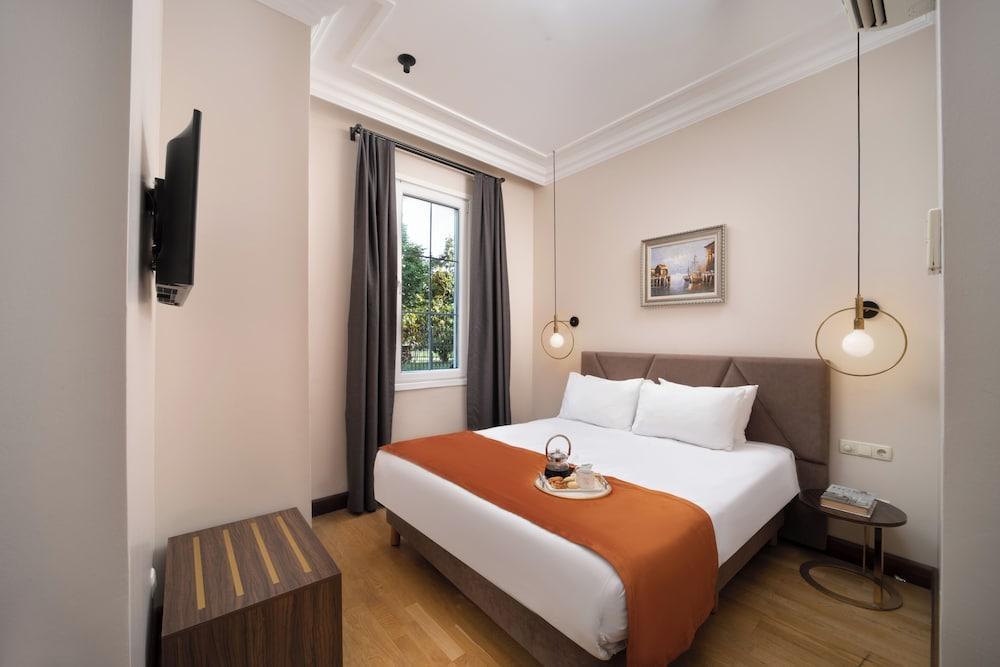 Recital Park Hotel Room Type - Economy Double Room