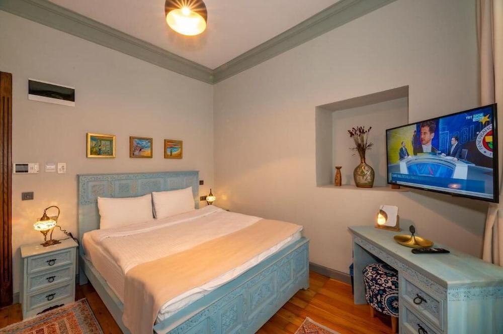 Opera Suites Okanli - Tap to explore photos