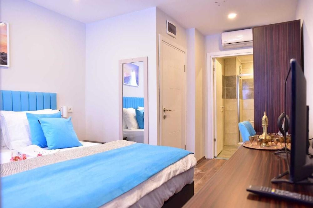 Nos Hotel Room Type - Standard Double or Twin Room