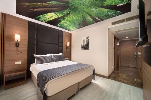 TRYP By Wyndham Istanbul Sisli Hotel Room Type - Standard Room , No Window, First Floor TRYP By Wyndham Istanbul Sisli Hotel Room Type - Standard Room , No Window, First Floor