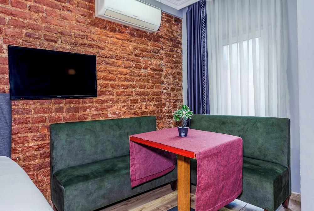 La Pera Suites Room Type - Standard Twin Room