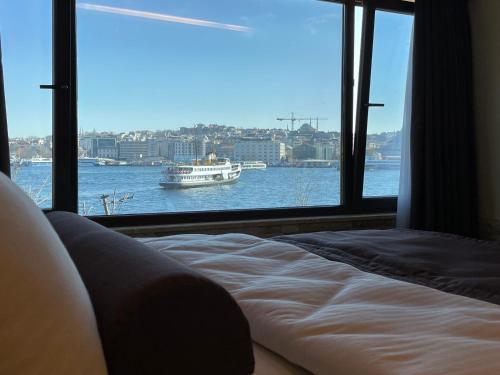 Weingart Seaside Hotel Room Type - Family Room with Sea View