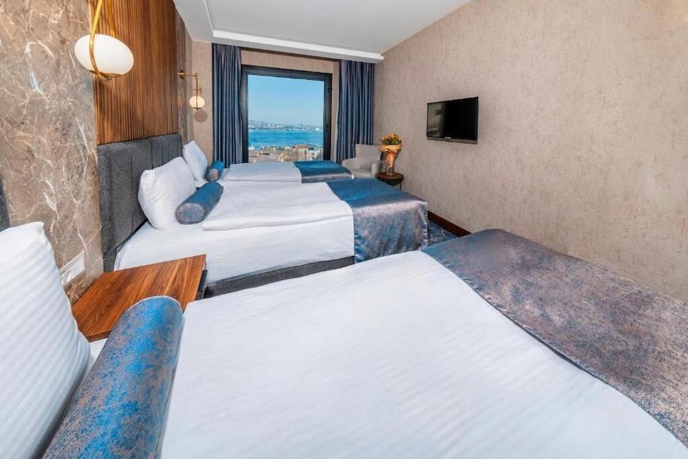 Ring Stone Hotels Bosphorus Room Type - Standard Triple Room, Sea View