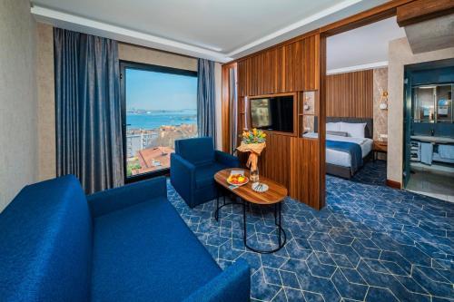 Ring Stone Hotels Bosphorus Room Type - Superior Suite with Sea View