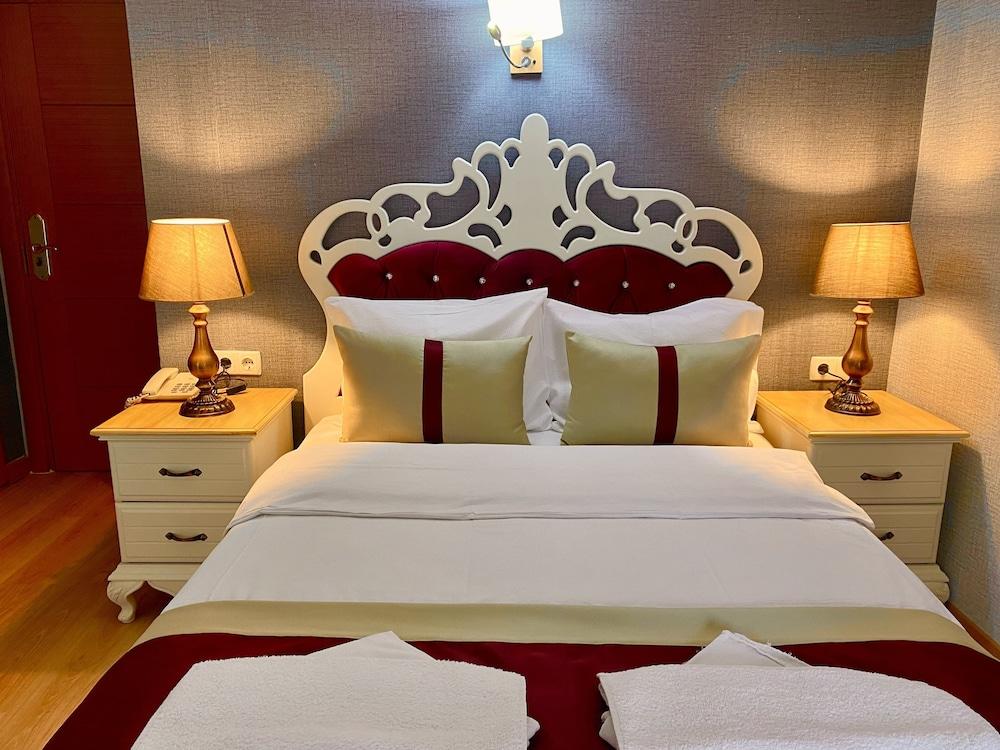 Santefe Hotel - Tap to explore photos