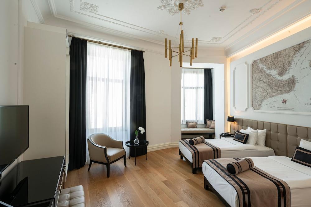 AKKA Lush Hotel Taksim Room Type - Deluxe Taksim Square Twin