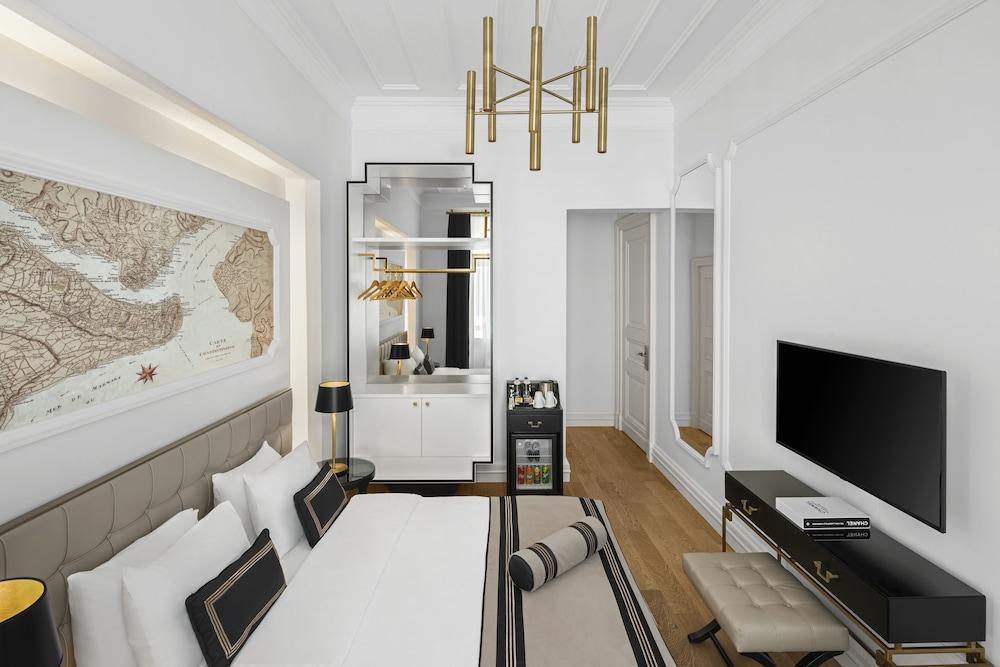 AKKA Lush Hotel Taksim Room Type - Superior French
