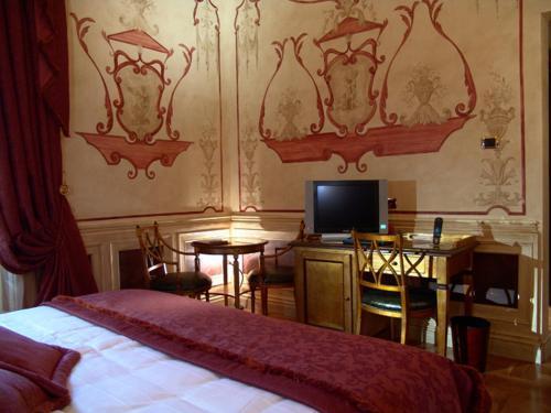 San Anselmo Room Type - Deluxe Double or Twin Room San Anselmo Room Type - Deluxe Double or Twin Room