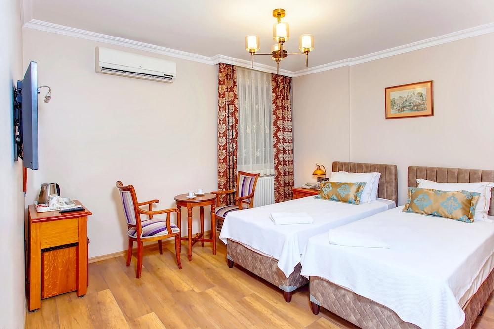 Hotel Saba Room Type - Economy Twin Room, 2 Twin Beds, No Windows