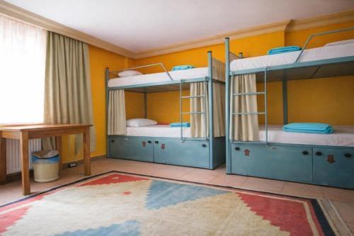 Agora Guesthouse - Tap to explore photos