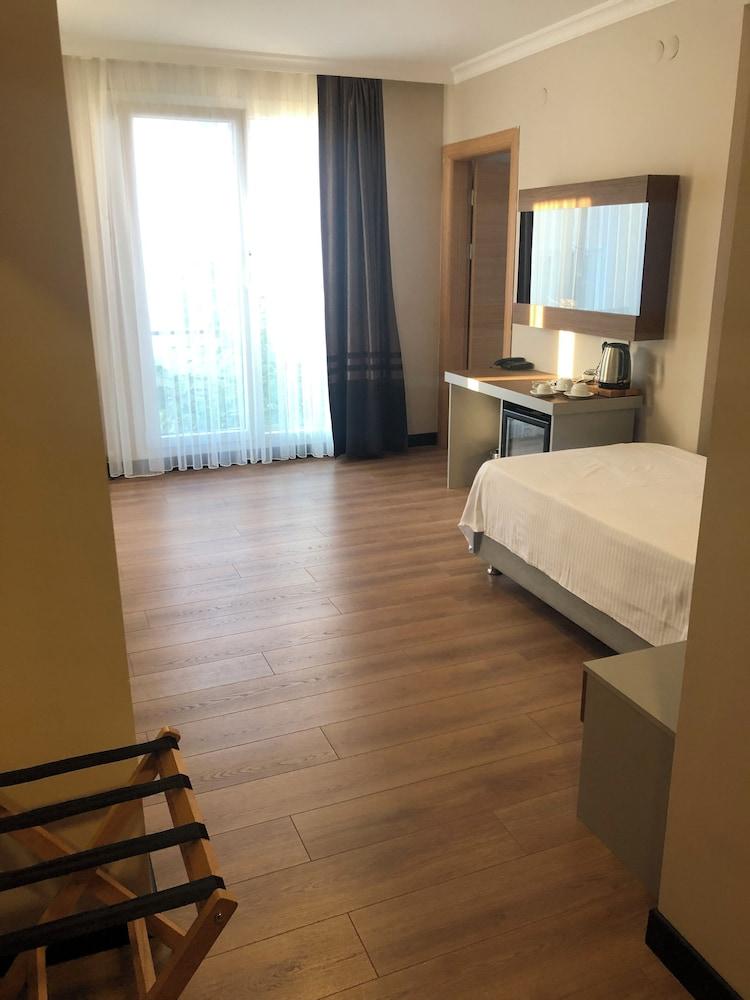 Niconya Port Suite&Hotel Room Type - Family Suite